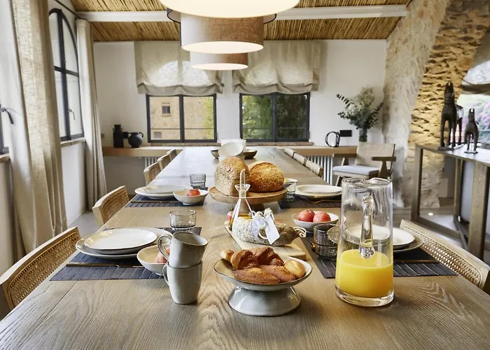 Turisme Rural Mas Ametller - Casa Gran Fontclara