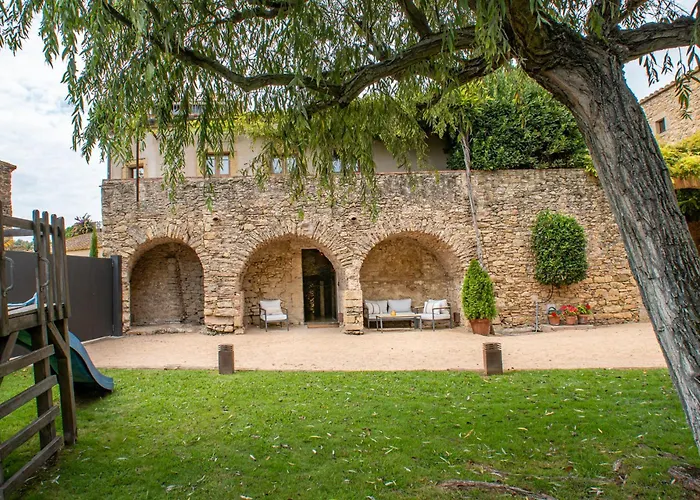 Turisme Rural Mas Ametller - Casa Gran Fontclara